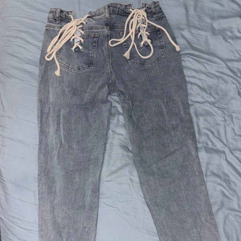 Lace-Up Denim Jeans - Picture 2 of 8